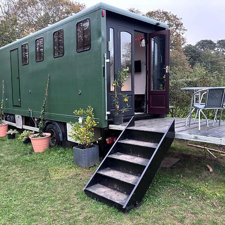 Quex Livery Glamping Берчингтон Экстерьер фото